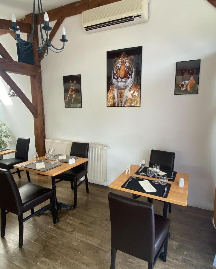 Logis Hotel Le Cygne Le Bugue Buitenkant foto