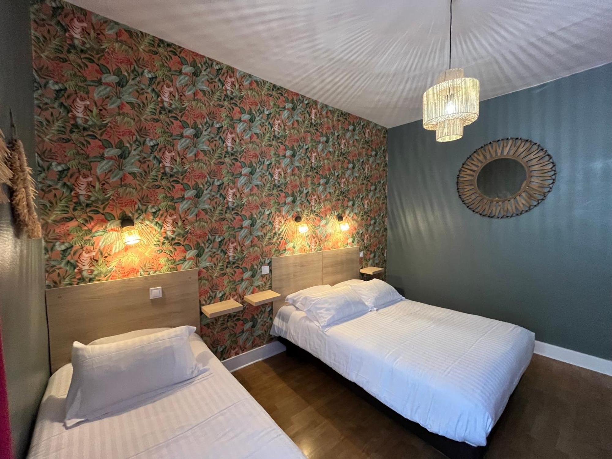 Logis Hotel Le Cygne Le Bugue Buitenkant foto