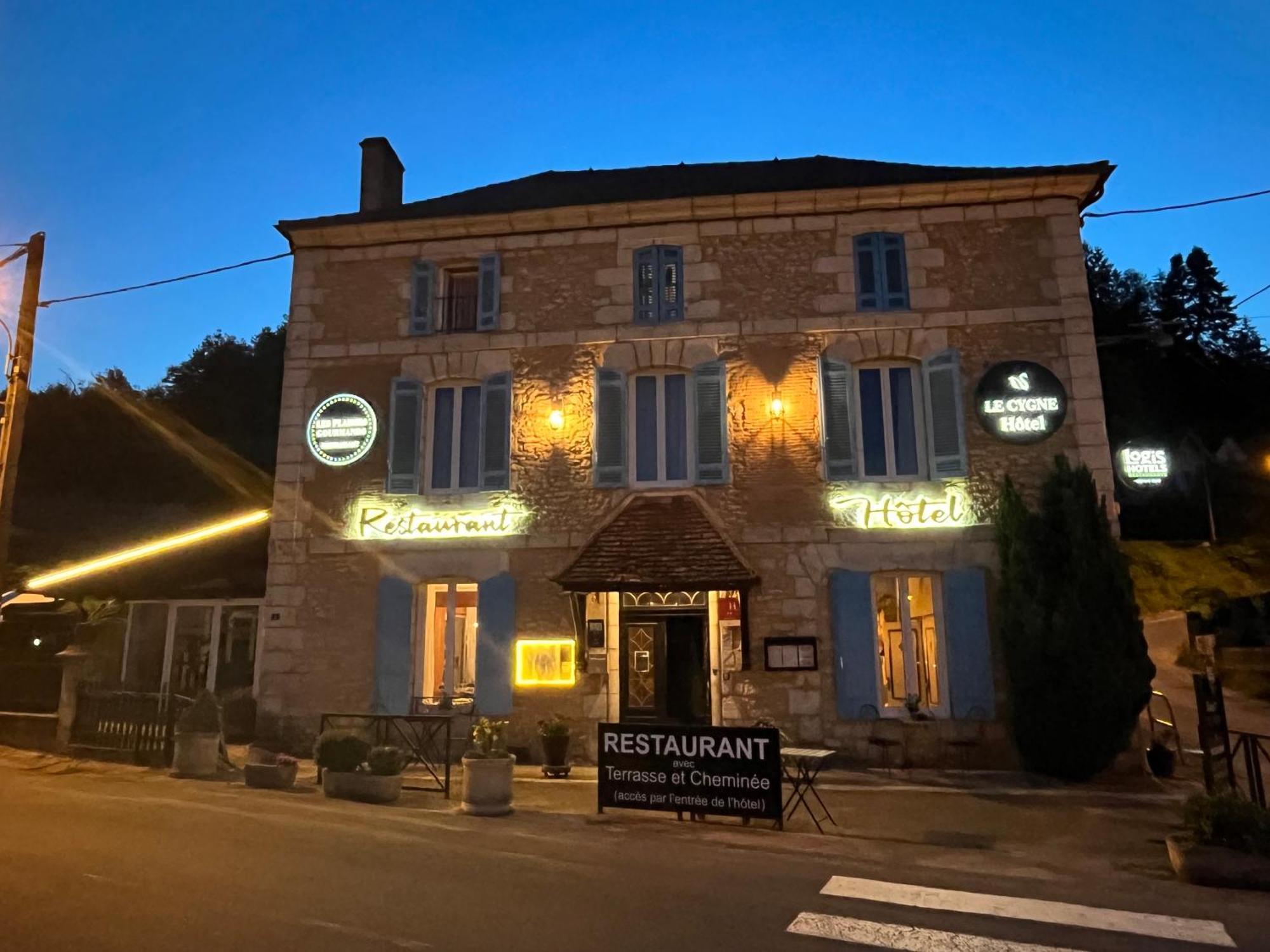 Logis Hotel Le Cygne Le Bugue Buitenkant foto