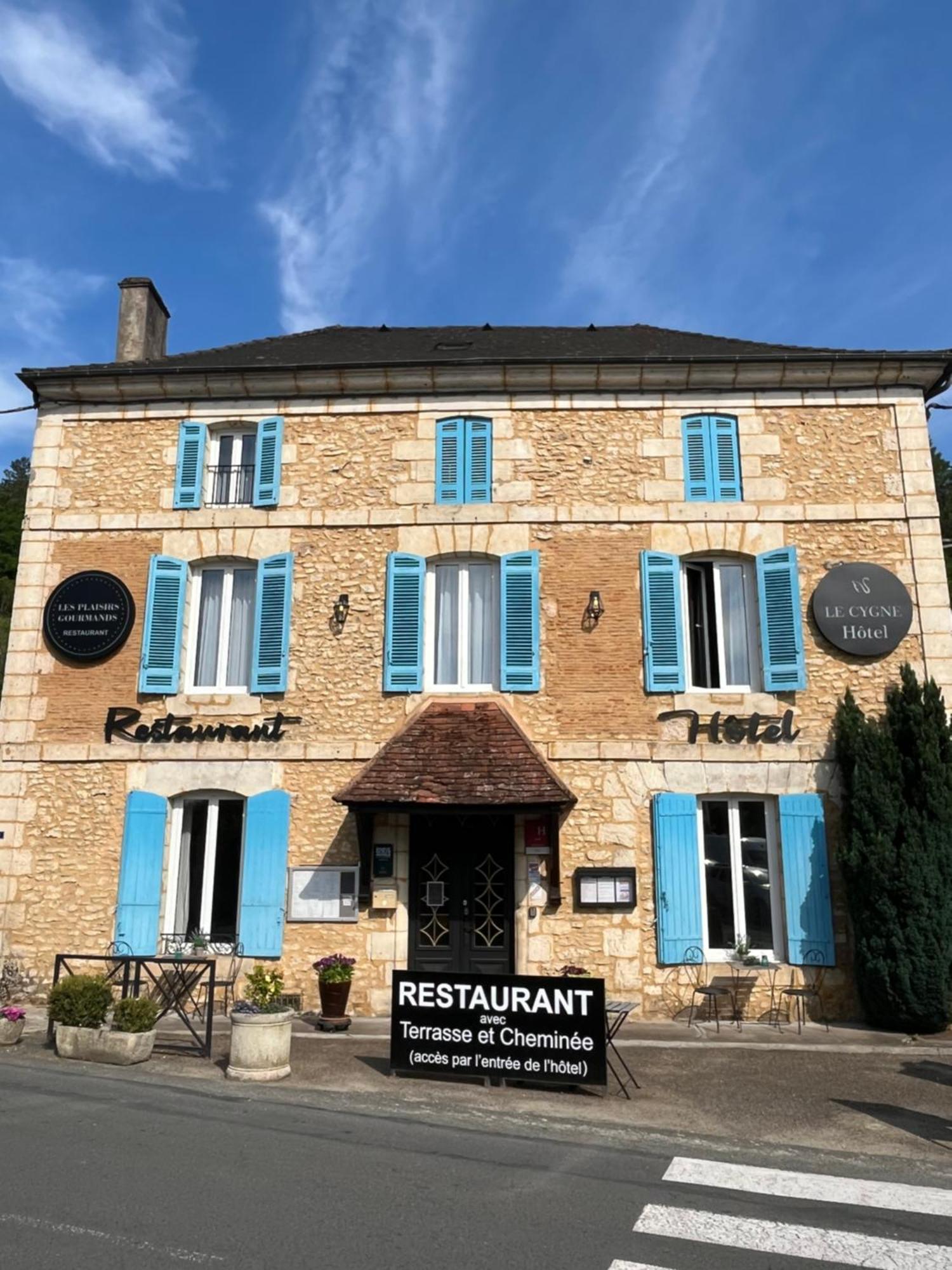 Logis Hotel Le Cygne Le Bugue Buitenkant foto
