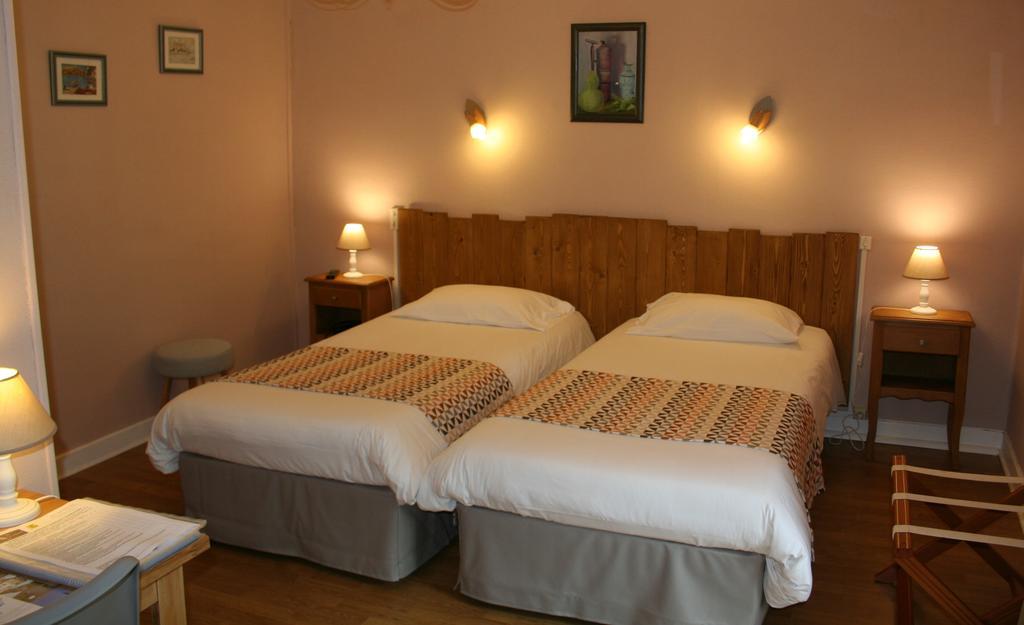 Logis Hotel Le Cygne Le Bugue Buitenkant foto