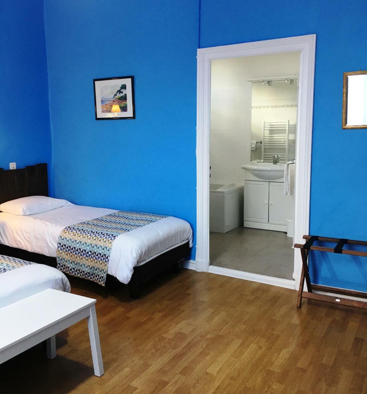 Logis Hotel Le Cygne Le Bugue Buitenkant foto
